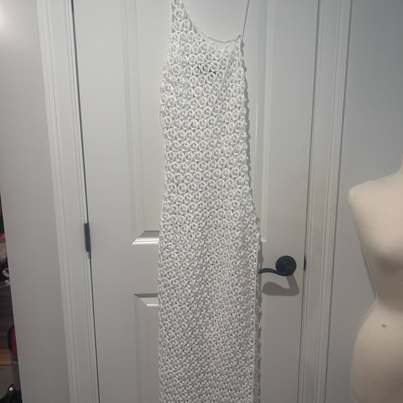 Elegant one shoulder crochet with pearl with slide slit . - Picture 2 of 2